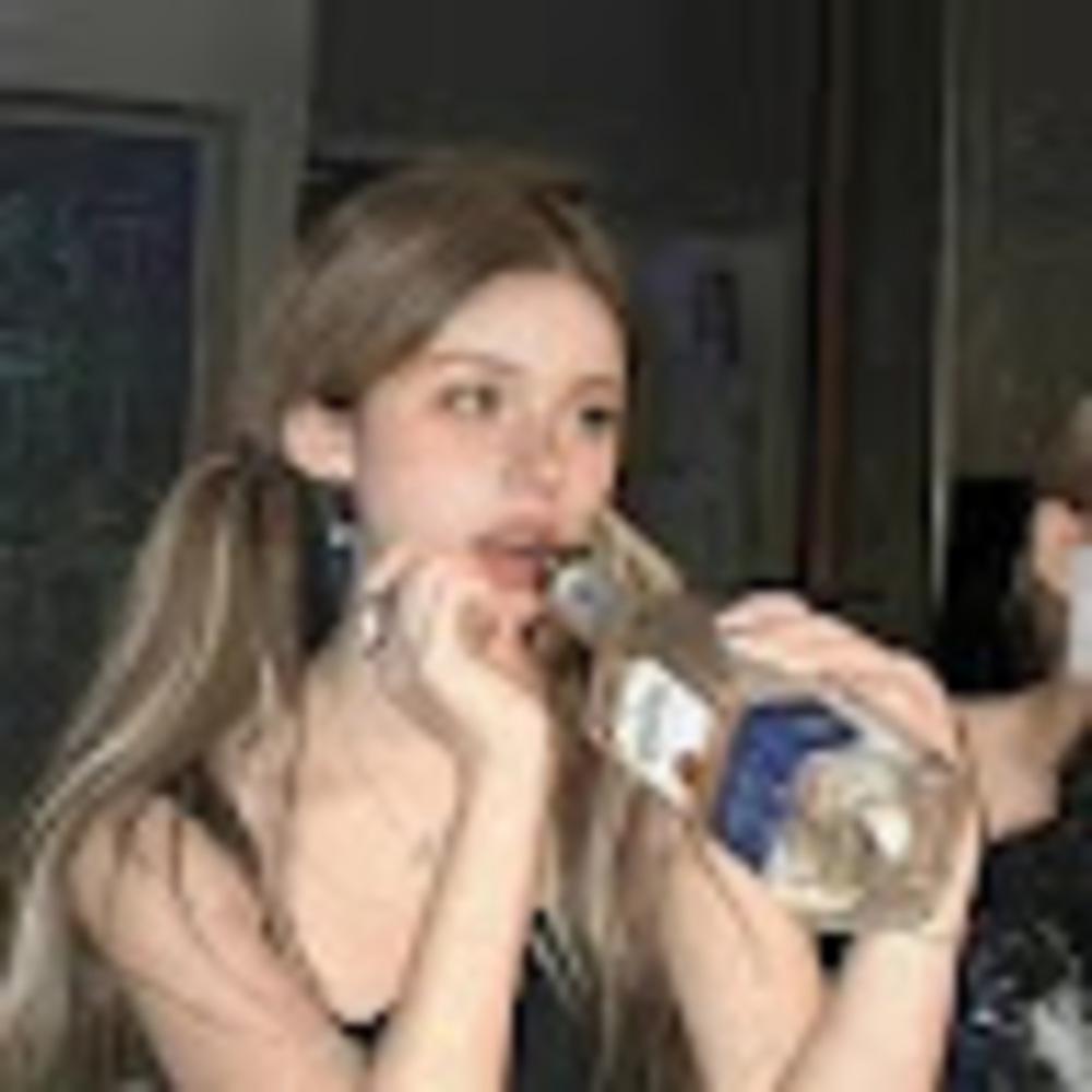 Meet your Posher, Joan